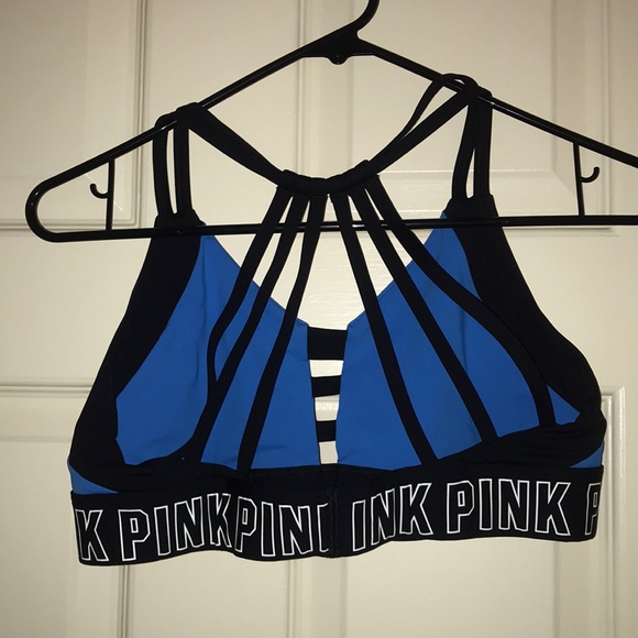 Victoria’s Secret Pink sports Bra ultimate unlined - Picture 2 of 2